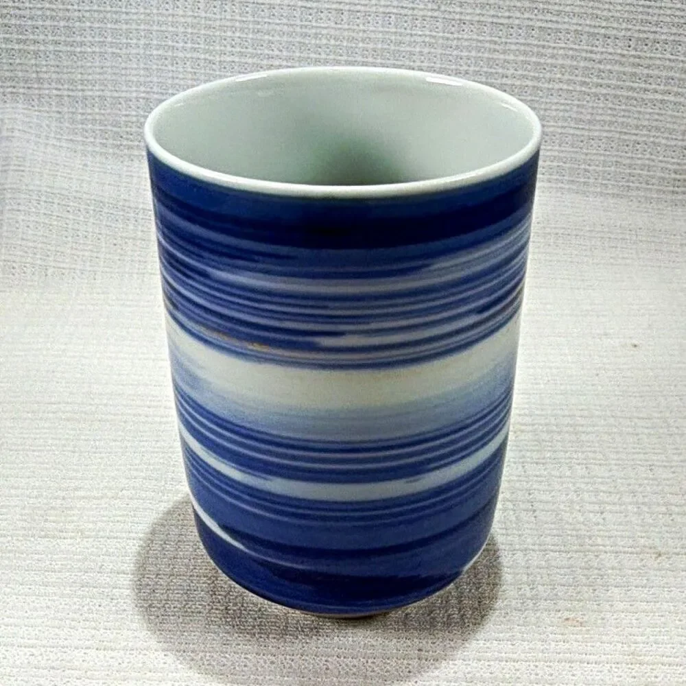 Vintage Japanese Arita Ware Blue Ombre Yunomi Tea Cup Signed 3” x 2”